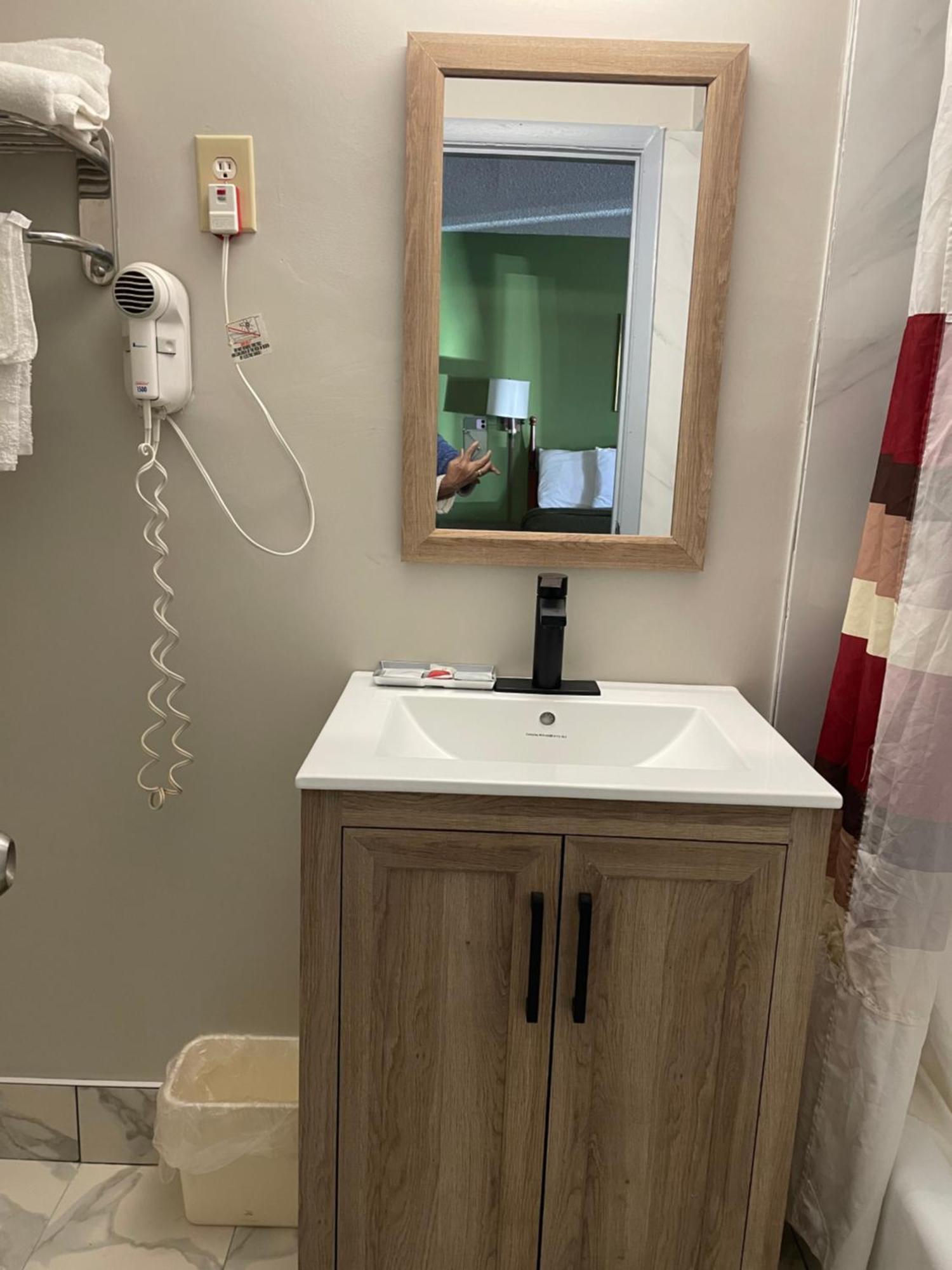 Gas Lite Motel Lawrenceville Εξωτερικό φωτογραφία