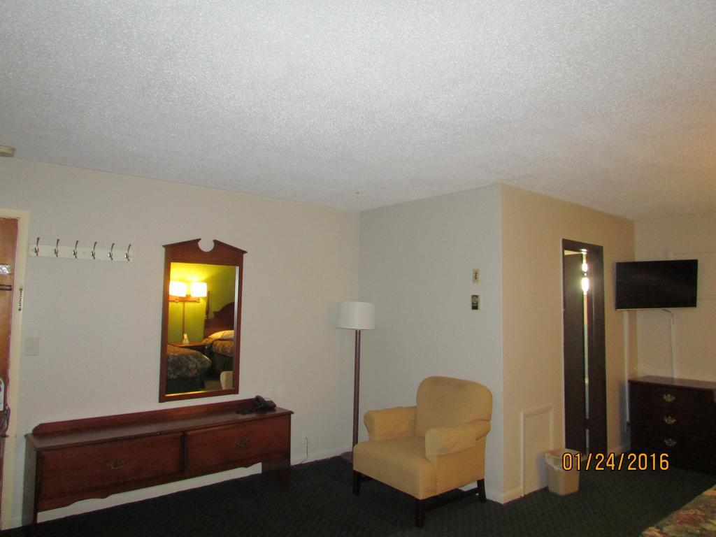 Gas Lite Motel Lawrenceville Εξωτερικό φωτογραφία