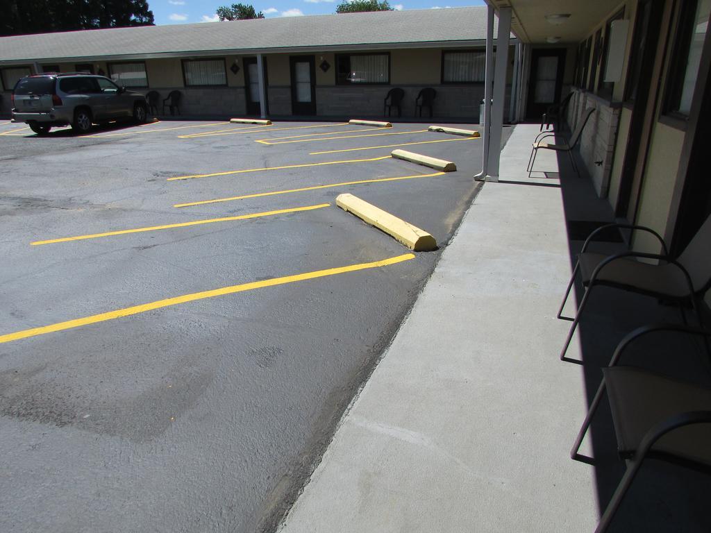 Gas Lite Motel Lawrenceville Εξωτερικό φωτογραφία