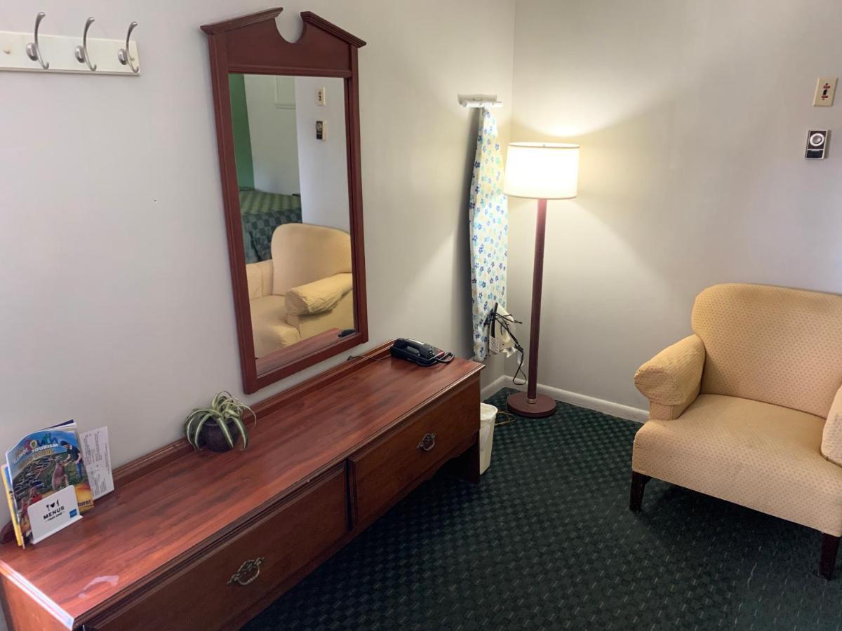 Gas Lite Motel Lawrenceville Εξωτερικό φωτογραφία